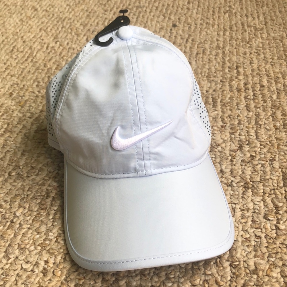 NWT Nike baseball cap